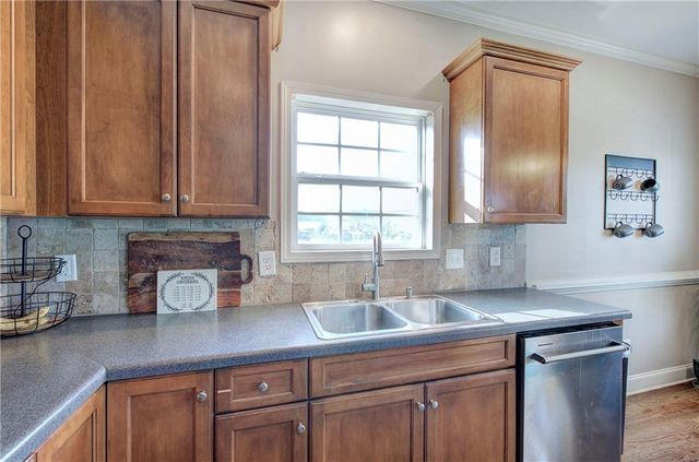 12 Prestwick NW Loop, Cartersville, GA 30120