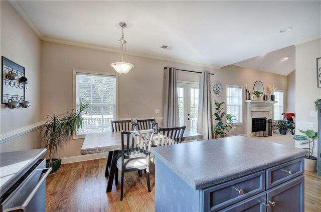 12 Prestwick NW Loop, Cartersville, GA 30120
