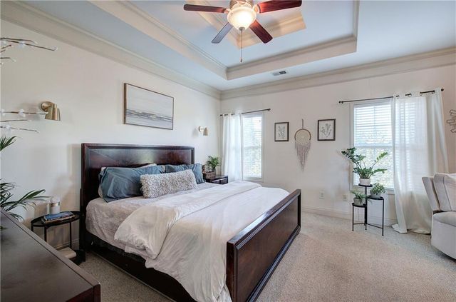 12 Prestwick NW Loop, Cartersville, GA 30120