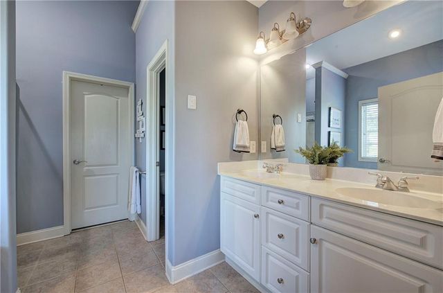 12 Prestwick NW Loop, Cartersville, GA 30120