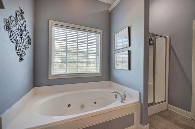 12 Prestwick NW Loop, Cartersville, GA 30120