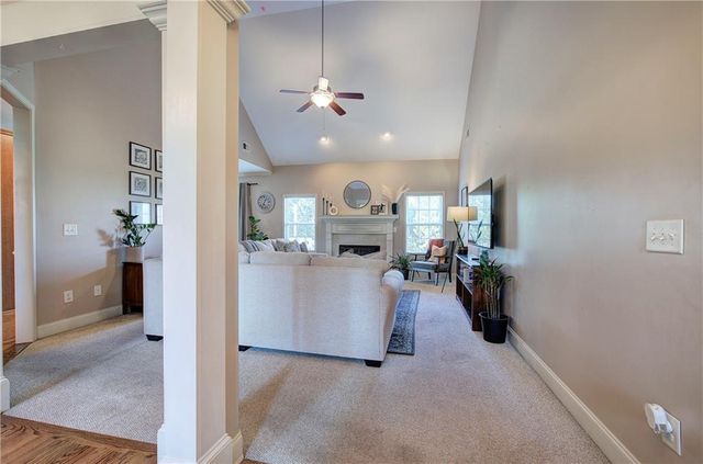 12 Prestwick NW Loop, Cartersville, GA 30120