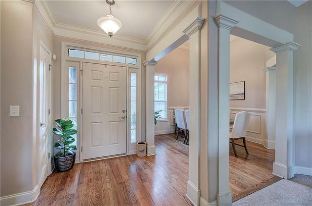 12 Prestwick NW Loop, Cartersville, GA 30120
