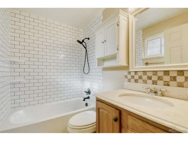 6077 Flower St, Arvada, CO 80004