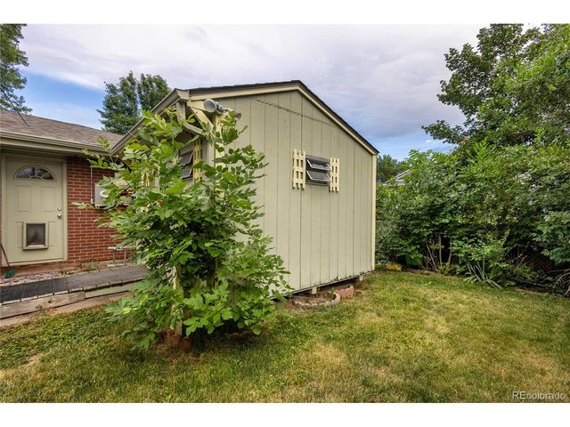 6077 Flower St, Arvada, CO 80004