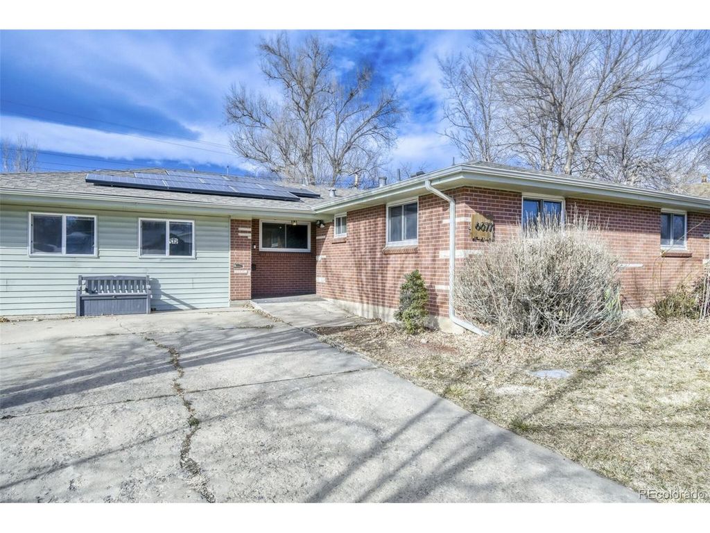 6077 Flower St, Arvada, CO 80004