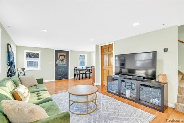 2149 Glenwood Court, Brooklyn, MI 49230