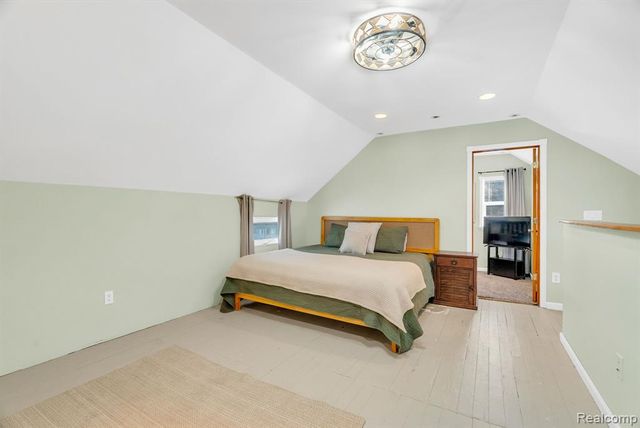 2149 Glenwood Court, Brooklyn, MI 49230