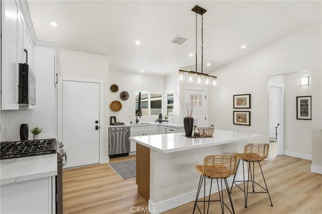 1639 W Hill Avenue, Fullerton, CA 92833