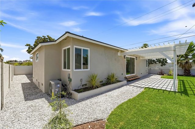 1639 W Hill Avenue, Fullerton, CA 92833