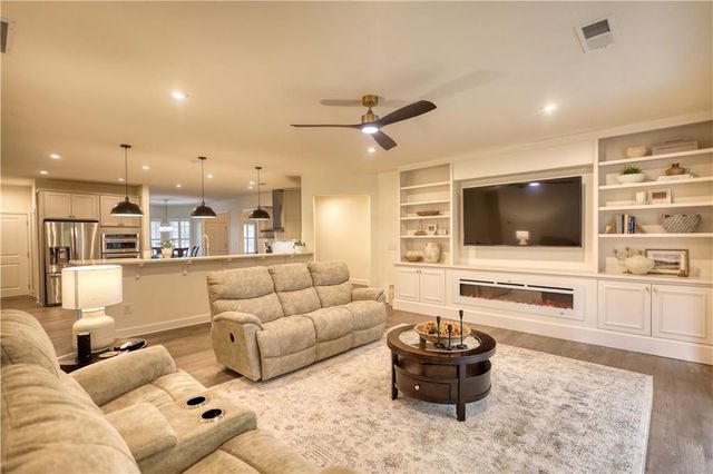 1011 Slip Path, Greensboro, GA 30642