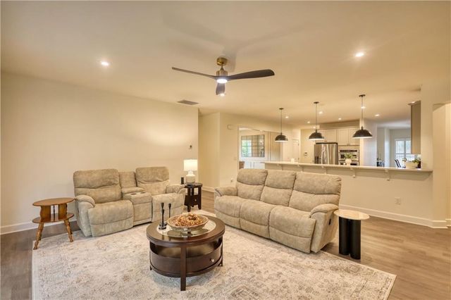1011 Slip Path, Greensboro, GA 30642