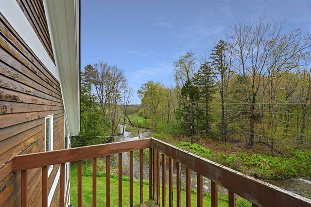 209 County Farm Road, Cambridge, VT 05444