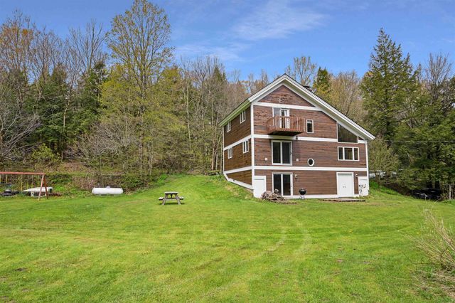 209 County Farm Road, Cambridge, VT 05444