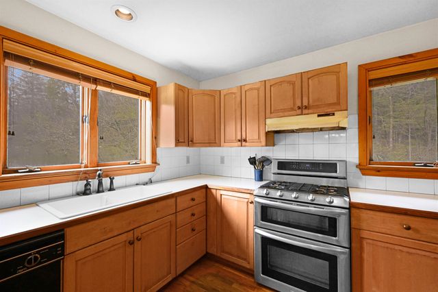 209 County Farm Road, Cambridge, VT 05444