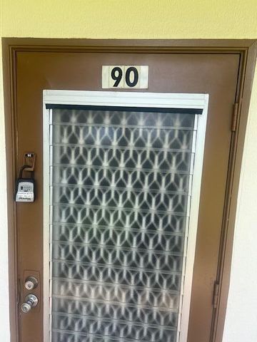90 Mansfield, Boca Raton, FL 33434