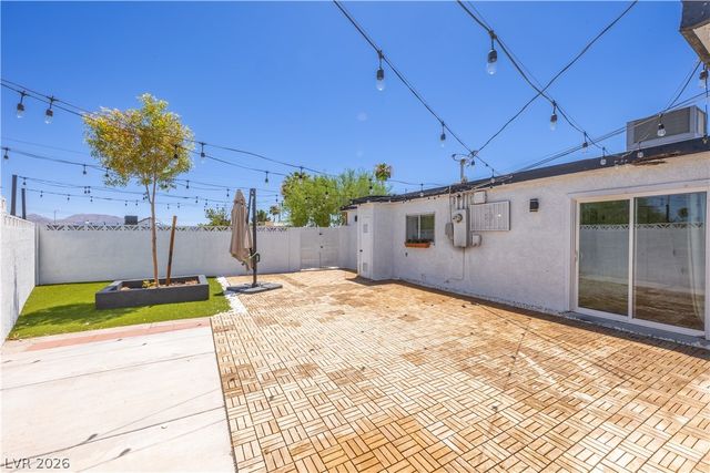 1310 Eastwood Drive, Las Vegas, NV 89104