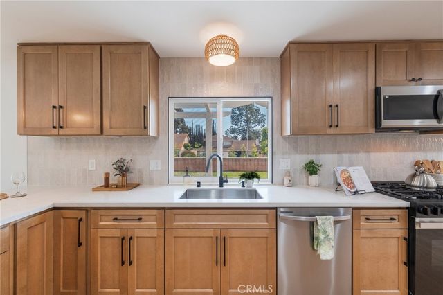 938 Oakcrest, Brea, CA 92821