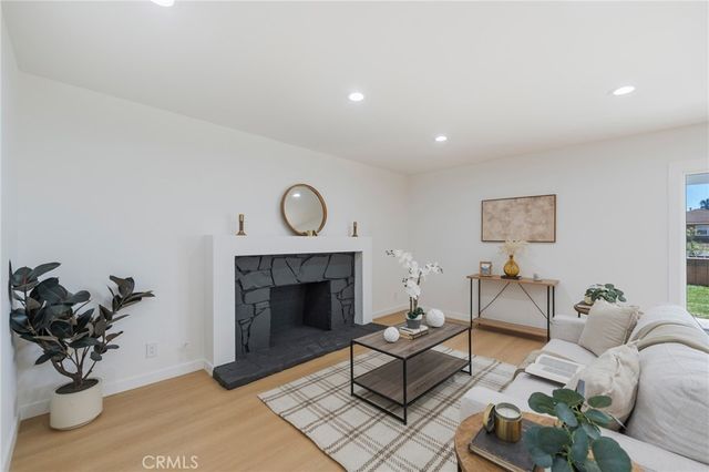 938 Oakcrest, Brea, CA 92821