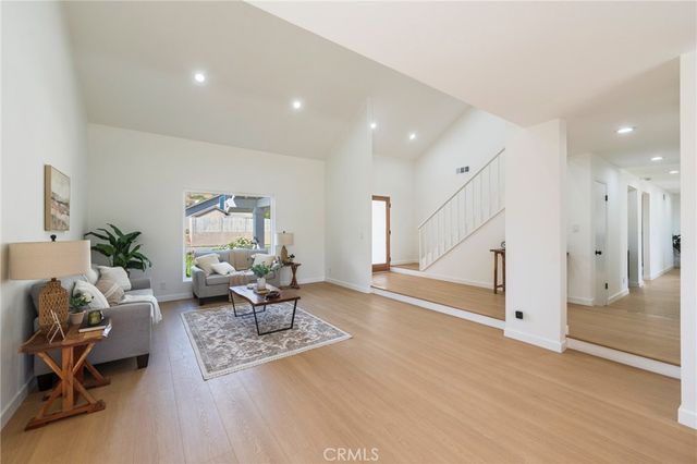 938 Oakcrest, Brea, CA 92821