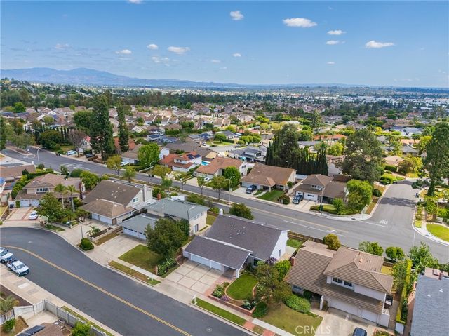 938 Oakcrest, Brea, CA 92821