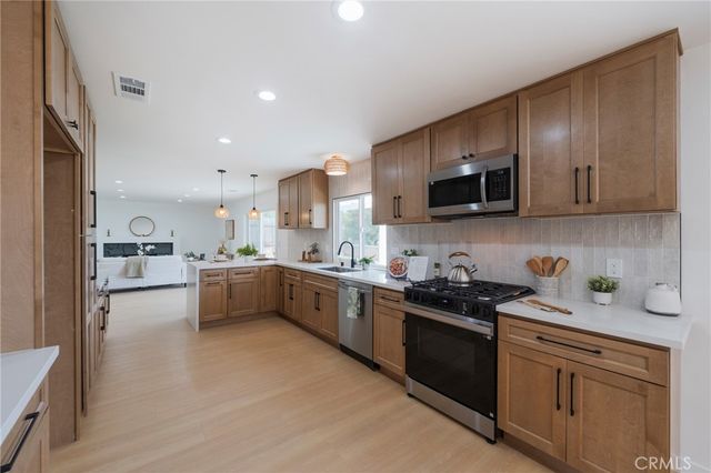 938 Oakcrest, Brea, CA 92821
