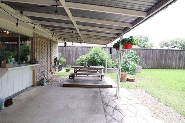 1912 E Spring Valley Road, Richardson, TX 75081