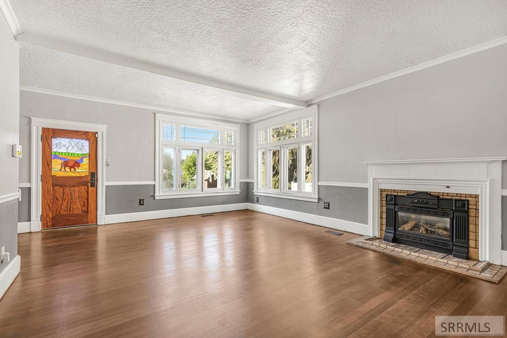 Image 4 of property listing at 355 6th Street, Idaho Falls, ID 83401