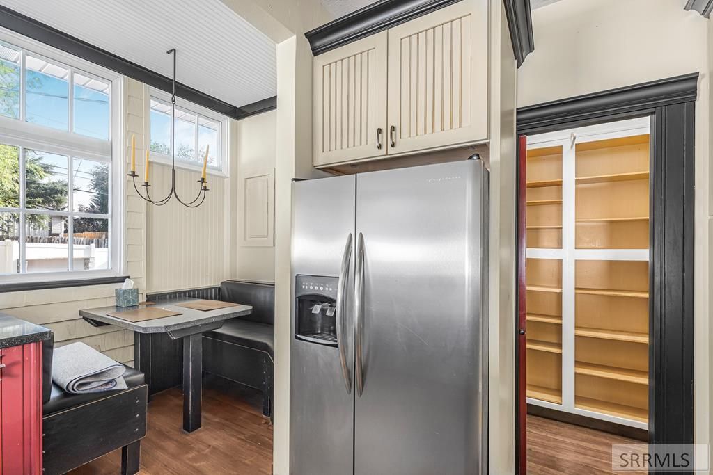 Image 8 of property listing at 355 6th Street, Idaho Falls, ID 83401