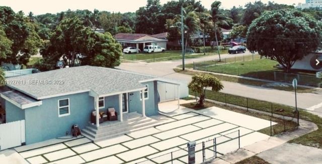 100 NE 171st Ter, Miami, FL 33162