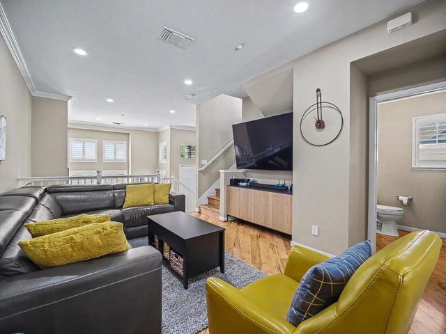 1100 Wabesco Place, San Jose, CA 95125