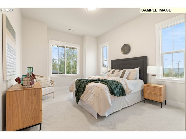 6157 Skyline Dr, West Linn, OR 97068
