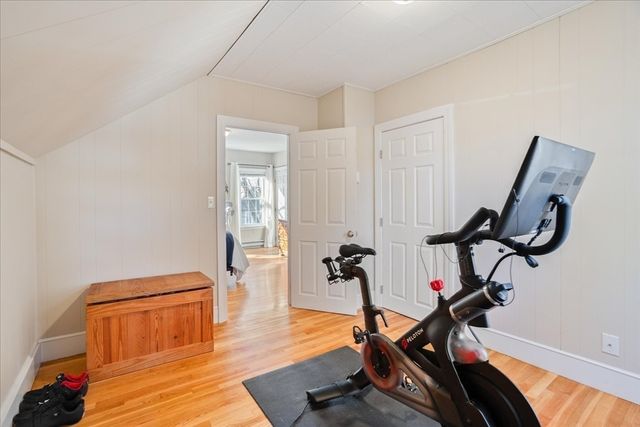 20 Lafayette St, North Attleboro, MA 02760