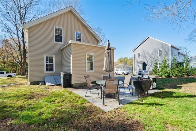 20 Lafayette St, North Attleboro, MA 02760