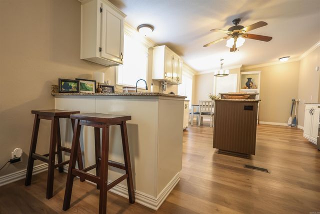 8 Fox Den Trail, Mount Ida, AR 71957