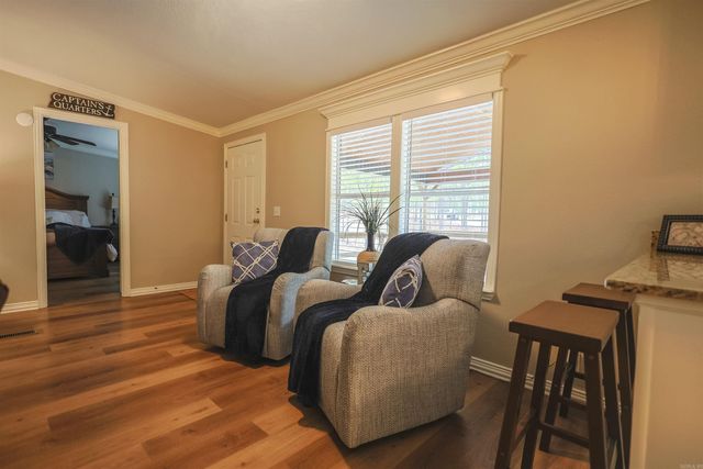 8 Fox Den Trail, Mount Ida, AR 71957