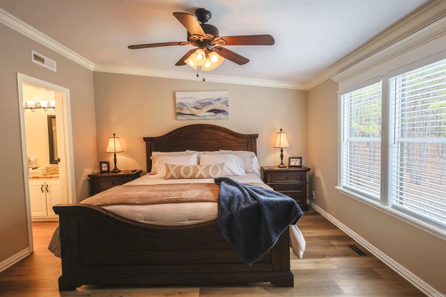 8 Fox Den Trail, Mount Ida, AR 71957