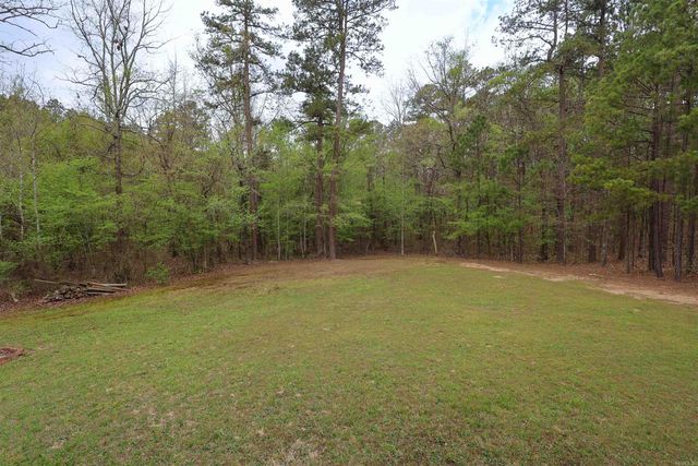 8 Fox Den Trail, Mount Ida, AR 71957