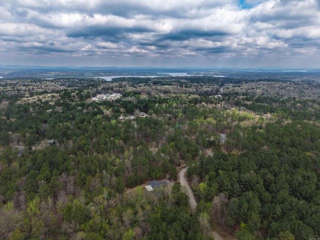 8 Fox Den Trail, Mount Ida, AR 71957