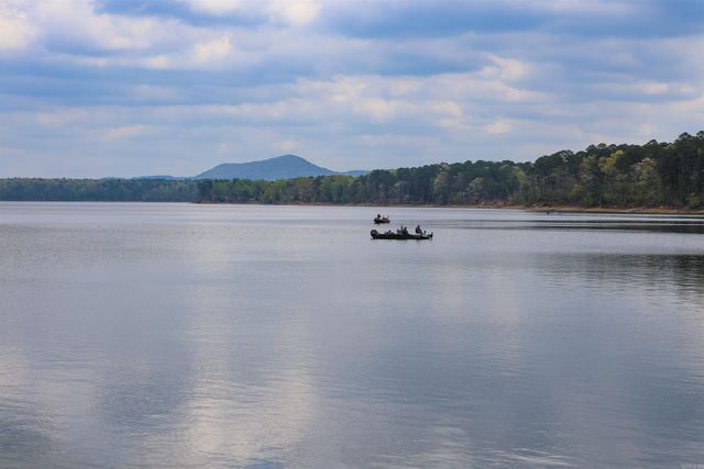 8 Fox Den Trail, Mount Ida, AR 71957