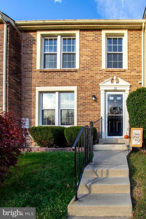 20 HOBAN CT, Nottingham, MD 21236