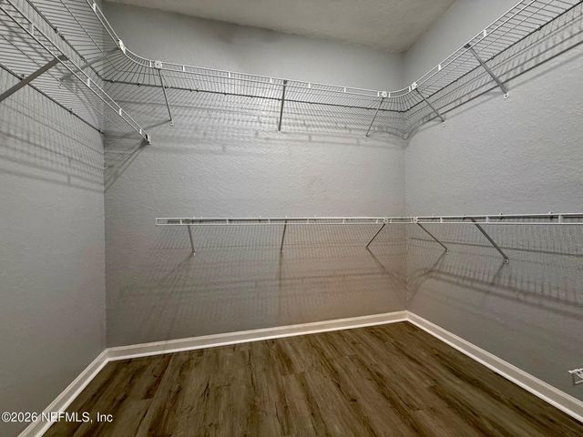 8539 GATE PARKWAY Parkway W 9333, Jacksonville, FL 32216