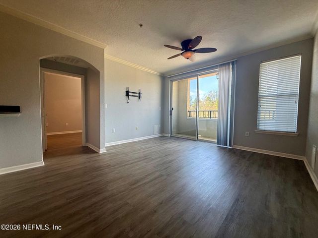 8539 GATE PARKWAY Parkway W 9333, Jacksonville, FL 32216