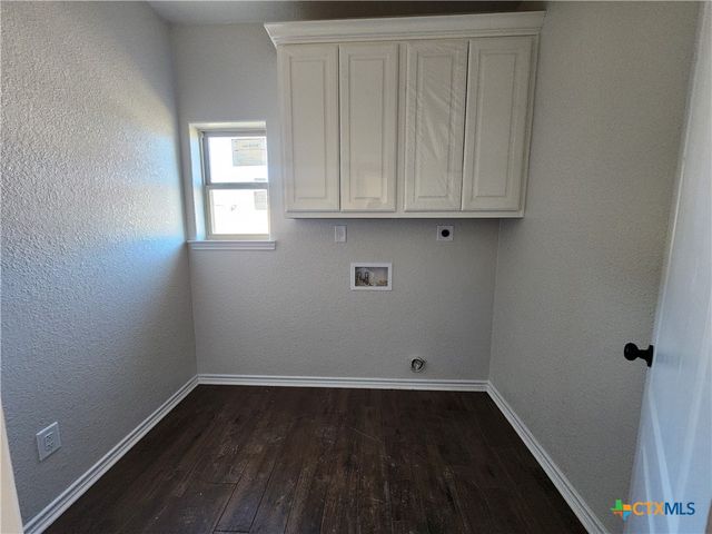 712 Golden Eagle Drive, Salado, TX 76571