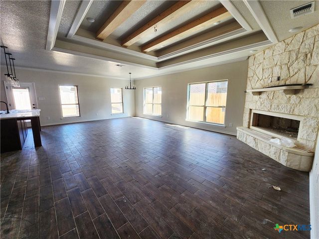 712 Golden Eagle Drive, Salado, TX 76571