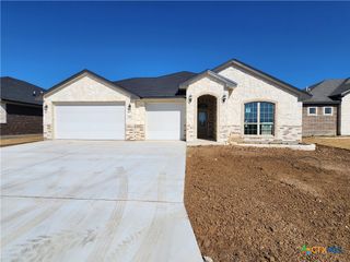 712 Golden Eagle Drive, Salado, TX 76571