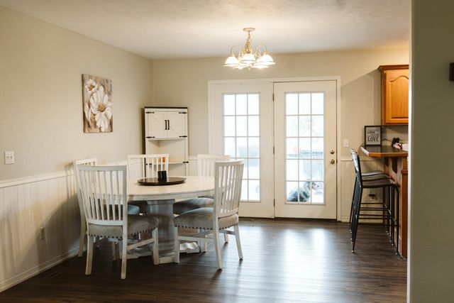 1637 E 541st Road, Brighton, MO 65617