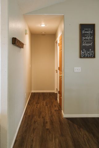 1637 E 541st Road, Brighton, MO 65617