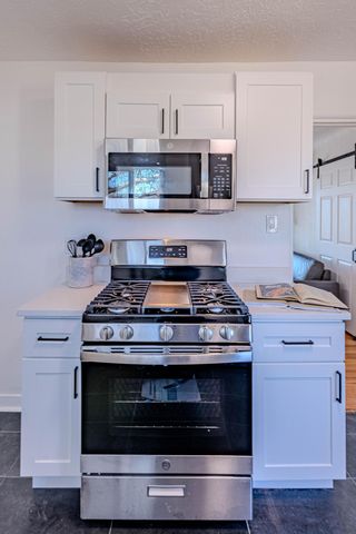 2714 Adams Street NE, Albuquerque, NM 87110