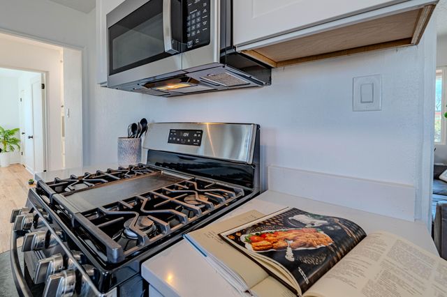 2714 Adams Street NE, Albuquerque, NM 87110